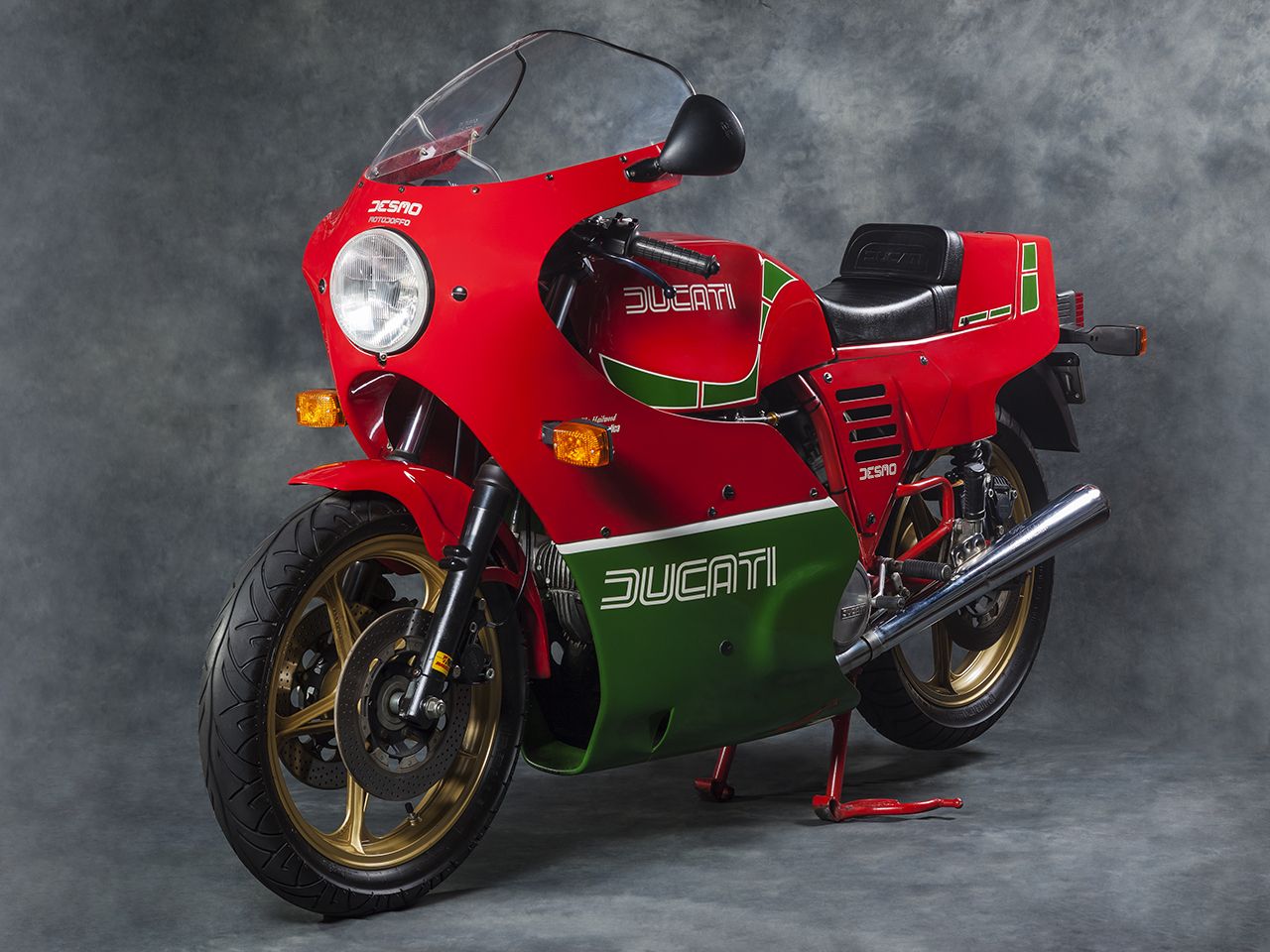 MICRO MACHINES MOTORCYCLE Ducati 1000 # 2